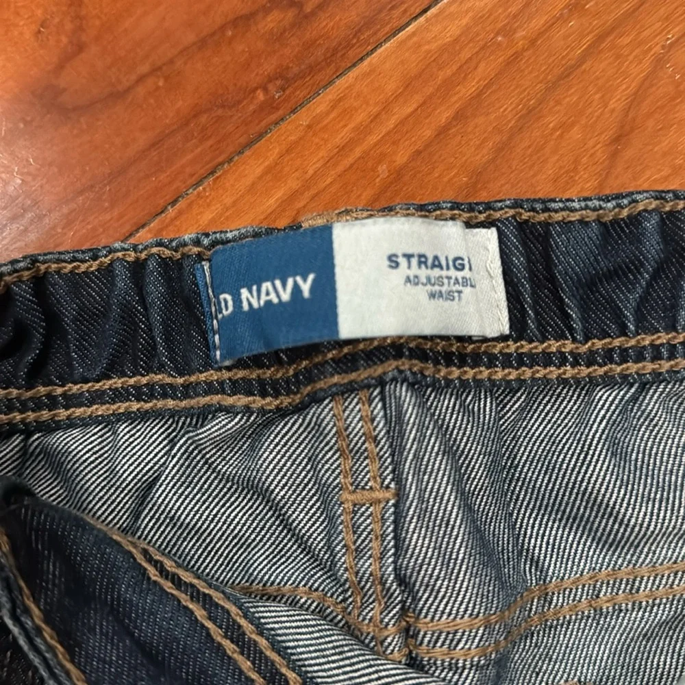 Old navy 4T jeans - Picture 2 of 3